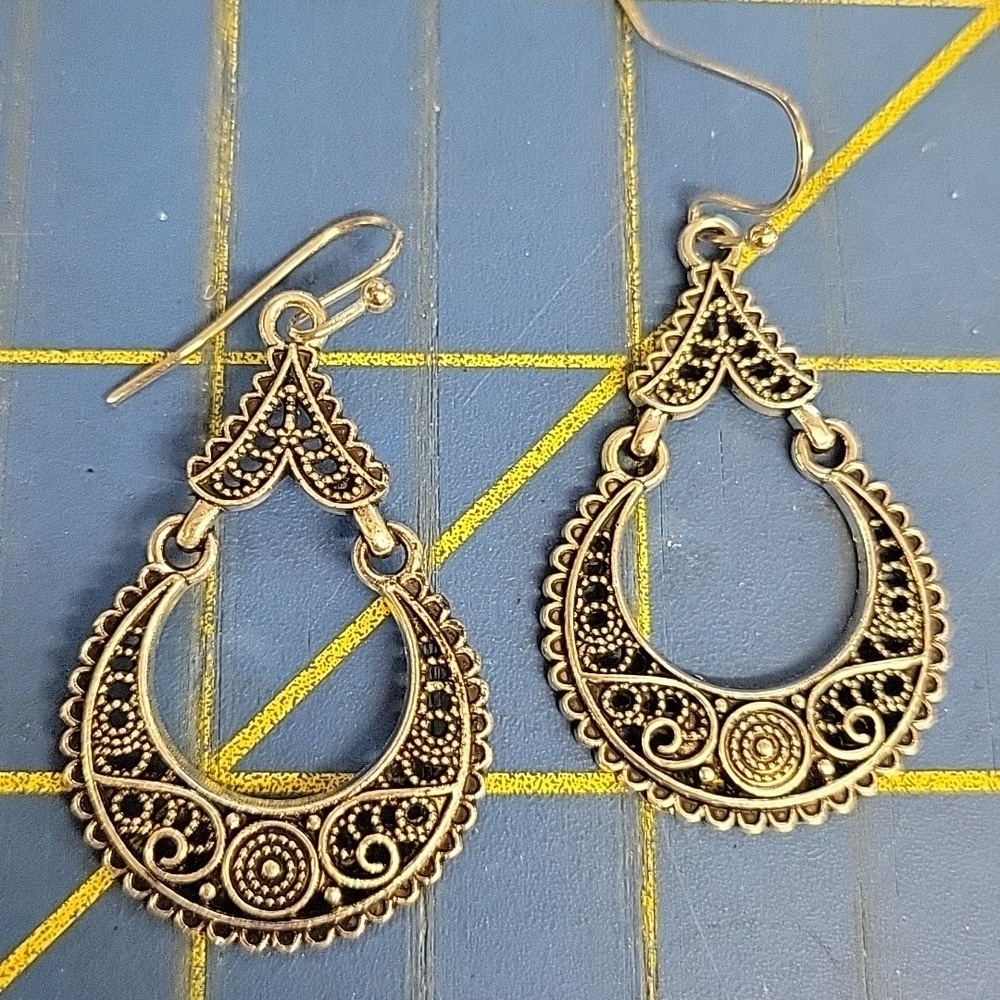 Tear Drop Silver Tone Earrings
